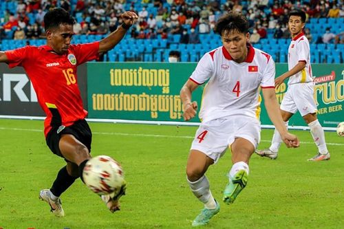 Nhạc sĩ Hoàng Bách cùng dàn sao Việt chúc mừng chiến thắng của ĐT U23 Việt Nam