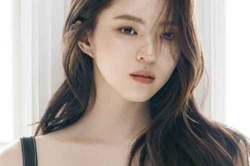 Han So Hee mua biệt thự 40 tỷ đồng, làm hàng xóm của Hyun Bin và Son Ye Jin