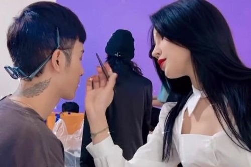 Diệp Lâm Anh làm 'make-up dạo' kiếm thêm thu nhập hậu ly thân với chồng thiếu gia