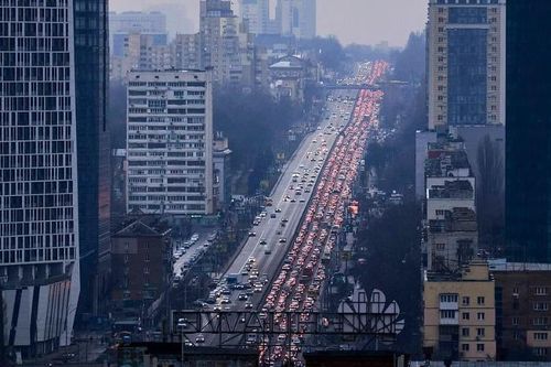 Thủ tướng ban hành công điện về bảo hộ công dân Việt Nam tại Ukraine