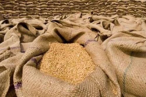 Năm mặt hàng quốc tế thiết yếu bị ảnh hưởng bởi cuộc chiến ở Ukraine