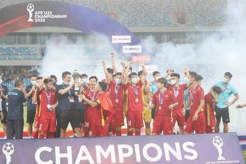 Fan Thái Lan 'cà khịa' chức vô địch của U23 Việt Nam