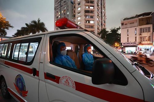 Theo chân 'đội đặc nhiệm' của Trung tâm cấp cứu 115 Hà Nội