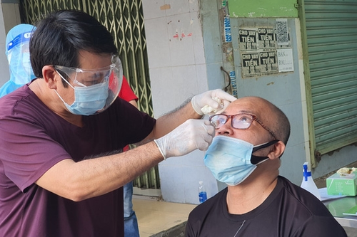 Hà Nội: Số bệnh nhân COVID-19 thể nhẹ, không triệu chứng chiếm 96%