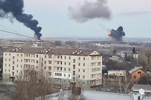 Súng đã nổ trên đất Ukraine