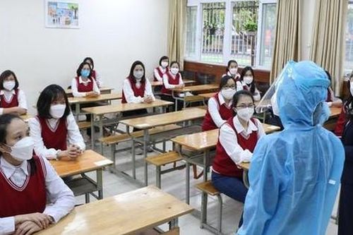 Giáo viên Hà Nội bức xúc khi mắc F0 bị trừ điểm thi đua