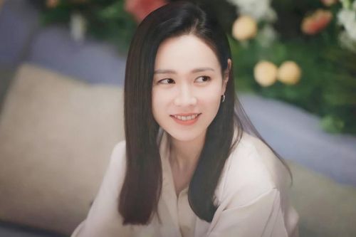Son Ye Jin hóa thân thành nữ sinh trung học trong Tuổi 39: Cớ sao lại xinh đẹp hơn 12 năm trước?