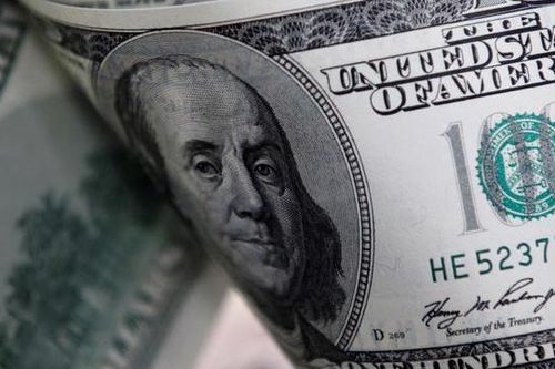 Đồng USD và trái phiếu kho bạc Mỹ, hai 'hầm trú ẩn' của giới đầu tư trong xung đột Nga-Ukraine
