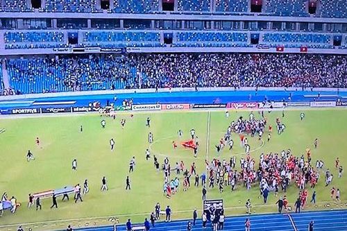 Đằng sau chức vô địch