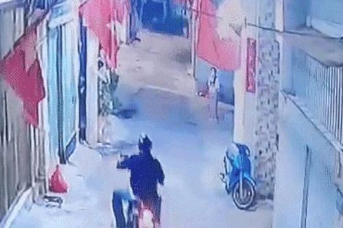 Lời khai của kẻ chạy xe máy cầm dao 'chém dạo' lung tung ở Vũng Tàu