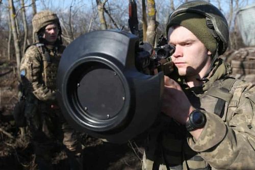 Liên minh châu Âu quyết định thanh toán cho tất cả các nguồn cung cấp vũ khí tới Ukraine