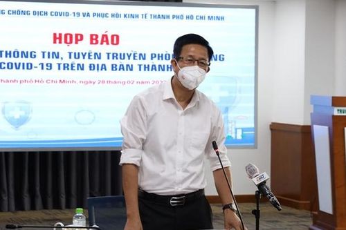 Người bệnh không nên tự ý mua thuốc điều trị Covid-19 khi chưa được kê đơn