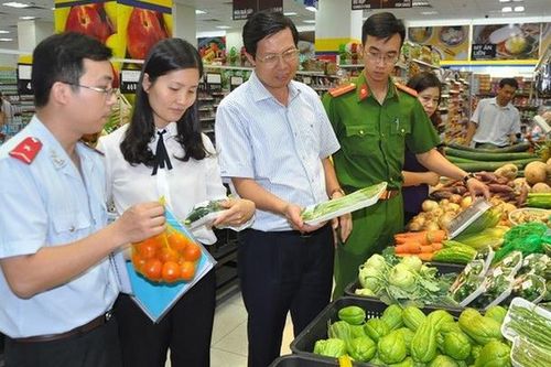 Giá cả biến động vì Covid-19 và xung đột Nga - Ukraine, Bộ Công Thương chỉ đạo khẩn