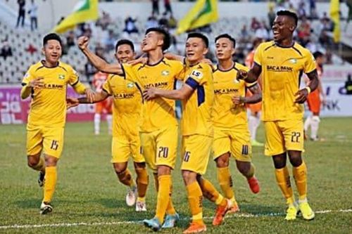 SLNA - Bình Định: Sức nóng từ 'chảo lửa thành Vinh'
