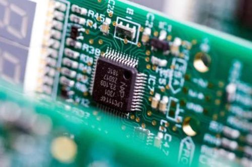 Nguồn cung chip của Nga gặp rủi ro từ việc thúc đẩy các lệnh trừng phạt do Hoa Kỳ áp đặt