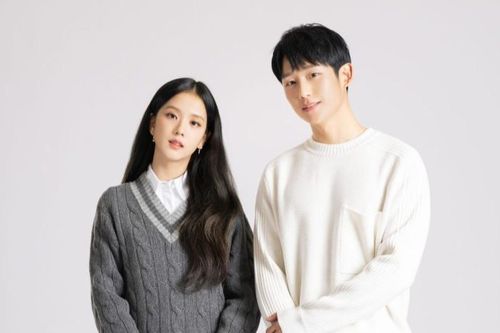 Jung Hae In 'không đánh mà khai' chuyện đang yêu Jisoo (BLACKPINK)?