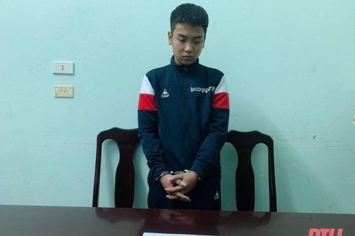 Bắt quả tang đối tượng tàng trữ 196 viên hồng phiến