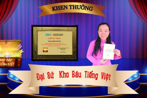 Đại sứ kho báu tiếng Việt Phạm Trà Mỵ sau chung kết cuộc thi sáng tác thơ ca đánh thức giá trị tiếng Việt