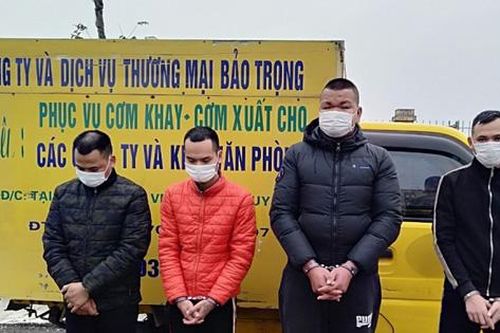 Hà Nam: Bắt giữ nhóm đối tượng cướp ô tô táo tợn