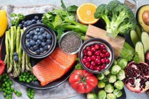 F0 điều trị tại nhà nên ăn gì để mau hồi phục?