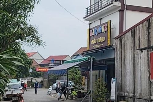 Người đàn ông tử vong trong quán karaoke