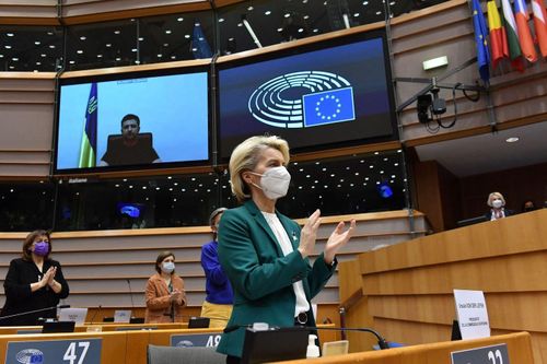 Ukraine tiến thêm một bước trên đường gia nhập EU