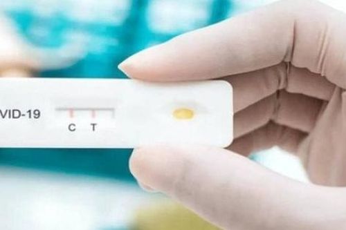 Khi Covid-19 chạm mốc 100.000 ca mỗi ngày...