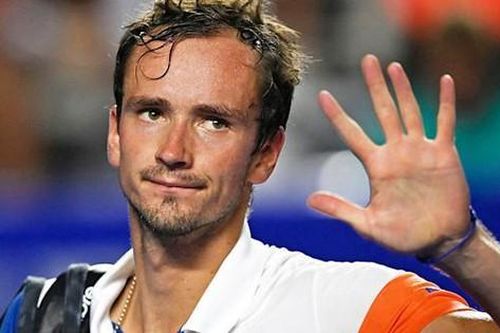 Ukraine đòi tước vị trí số 1 thế giới của tay vợt Nga Daniil Medvedev