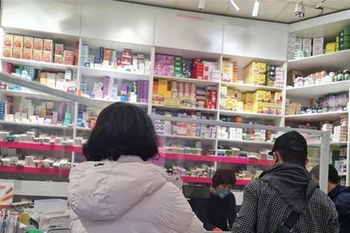 Nhà thuốc 'cháy hàng' liên quan đến COVID-19: Đại diện Sở Y tế Hà Nội nói gì?