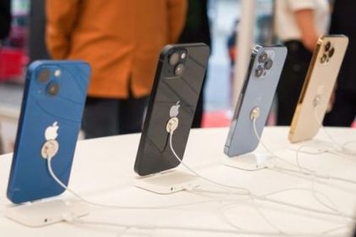 Apple tạm ngừng bán các sản phẩm trực tuyến tại Nga