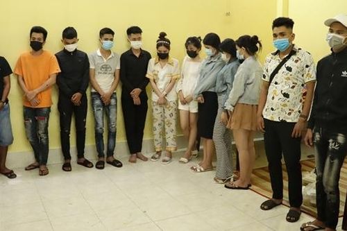 Bắt 12 người liên quan đến vụ nổ súng giải quyết mâu thuẫn
