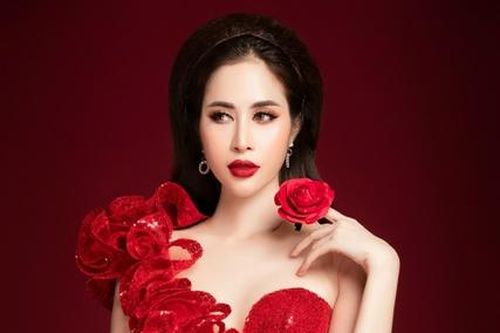Khánh Hòa: Hoa hậu, người đẹp 'đọ sắc', làm nóng hoạt động du lịch phố biển Nha Trang