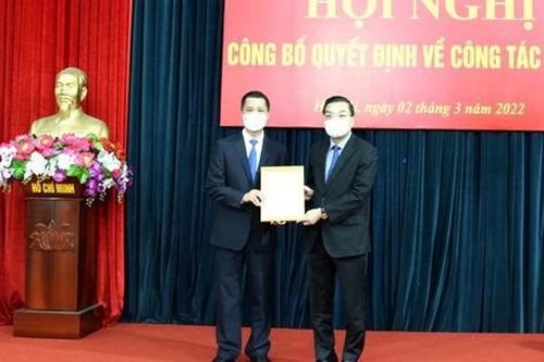 Trao quyết định bổ nhiệm Tổng Giám đốc, Tổng Biên tập Đài Phát thanh và Truyền hình Hà Nội