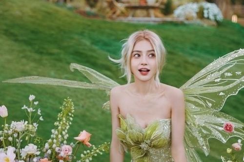 Angela Baby 'đốn tim' người hâm mộ với bộ ảnh sinh nhật độc lạ