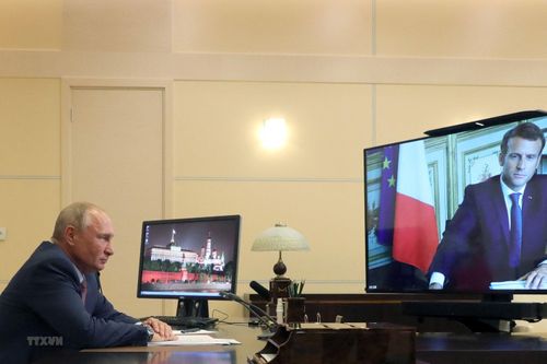 Tổng thống Pháp và Nga tiếp tục điện đàm về tình hình Ukraine