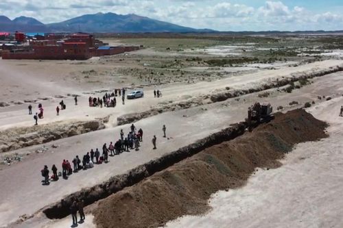 Chile gia hạn tình trạng khẩn cấp ở miền Bắc
