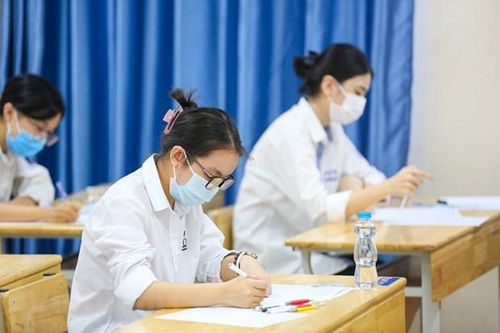 Nhiều địa phương điều chỉnh lịch đến trường vì số ca mắc COVID-19 tăng nhanh