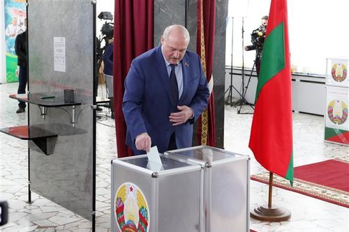 Belarus phê chuẩn kết quả trưng cầu ý dân về sửa đổi Hiến pháp