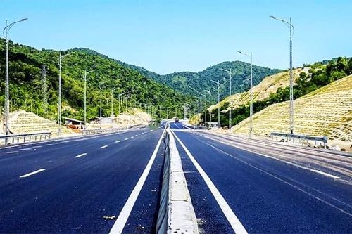 Khánh Hòa: Đẩy nhanh tiến độ thi công đường cao tốc Vân Phong - Nha Trang