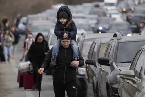 Cảnh báo xung đột Nga-Ukraine làm gia tăng lây lan Covid-19