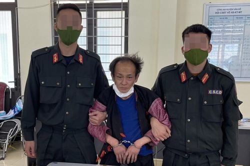 Bắt đối tượng truy nã đặc biệt nguy hiểm, thu giữ vũ khí 'nóng'