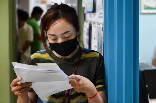F0 mệt mỏi khi vẫn phải làm việc tại nhà