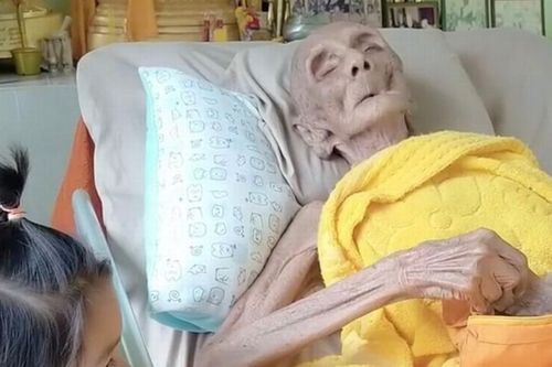'Vén màn bí mật' câu chuyện nhà sư Thái Lan tự ướp xác