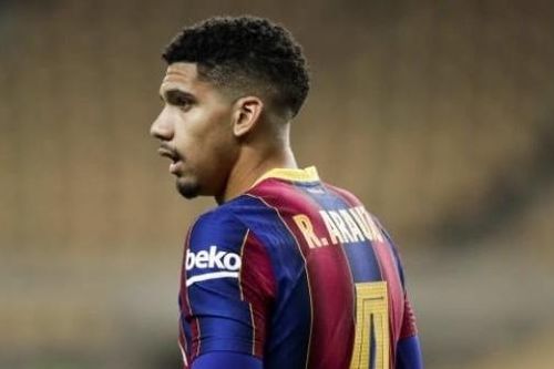 Chuyển nhượng cầu thủ: PSG giữ Mbappe bằng mọi cách; MU thêm nhân sự tuyến giữa; Barca sắp ký 5 năm với Araujo