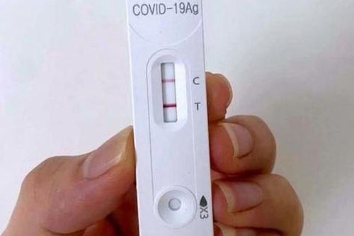 Nhiều người 'sốc' vì thành F0 lần 3 trong vài tháng: Chuyên gia nói gì?