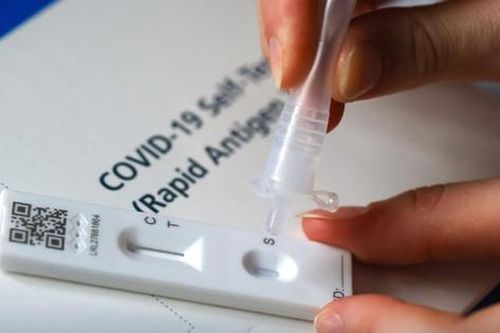 Việt Nam: Tăng thêm gần 120.000 ca mắc mới COVID-19 trong 24 giờ