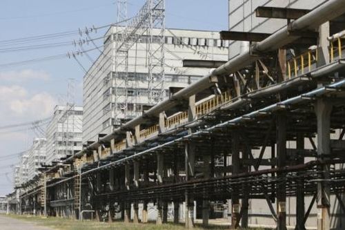 Nhà máy điện hạt nhân lớn nhất châu Âu bốc cháy ở Ukraine sau trận pháo kích của Nga