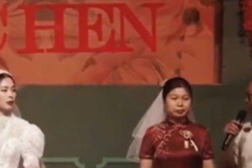 Bị bố ép chia tay, 10 năm sau cặp đôi làm 1 điều khiến ông bố 'tâm phục khẩu phục'