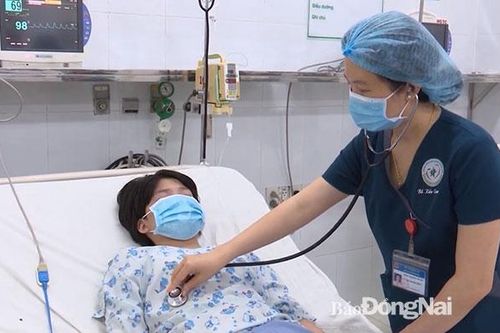 Cấp cứu thành công 2 trẻ bị ngộ độc
