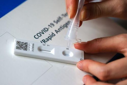 Yêu cầu công khai niêm yết giá kit test Covid-19